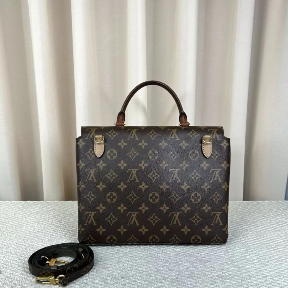 Louis Vuitton Women Pre-Loved Bag Very Good Condition